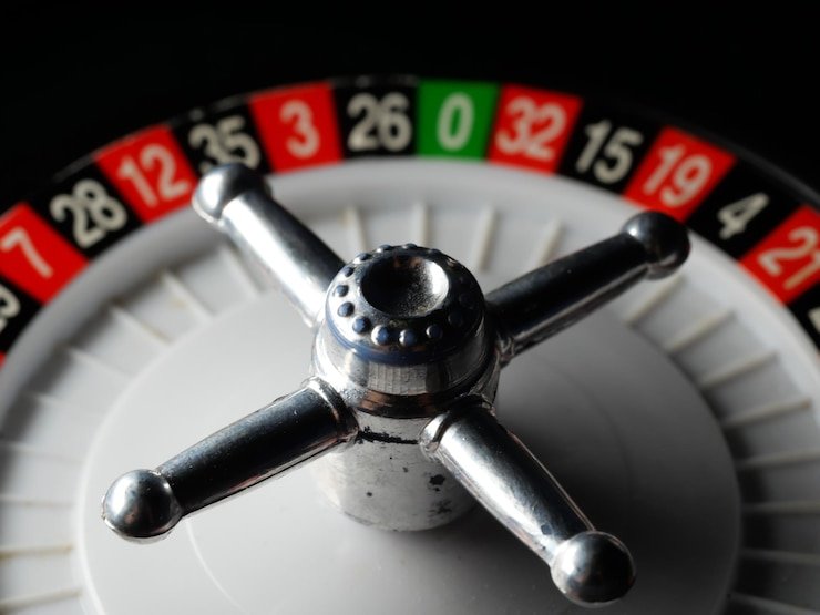 Meja permainan live baccarat dengan dealer profesional dan statistik real-time